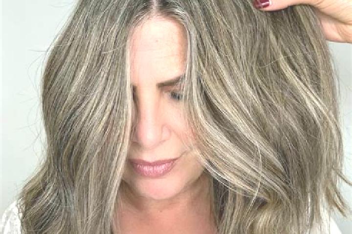 Hannah, 37, a dark blonde grey-eyed mediterranean companion based in Klein Nordende. Offering CIM, Party Girl, BDSM, GFE. Available for incall and outcall, o...