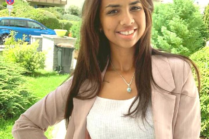Hannah, 37 — Escort in Friedrichsdorf, Austria
