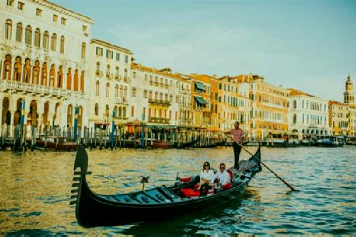 Hannah, 37 — Escort in Gondola, Mozambique