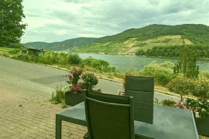 Hannah, 37 — Escort in Niederheimbach, Germany
