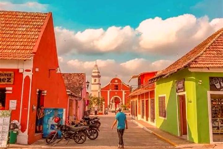 Hannah, 37 — Escort in Palizada, Mexico