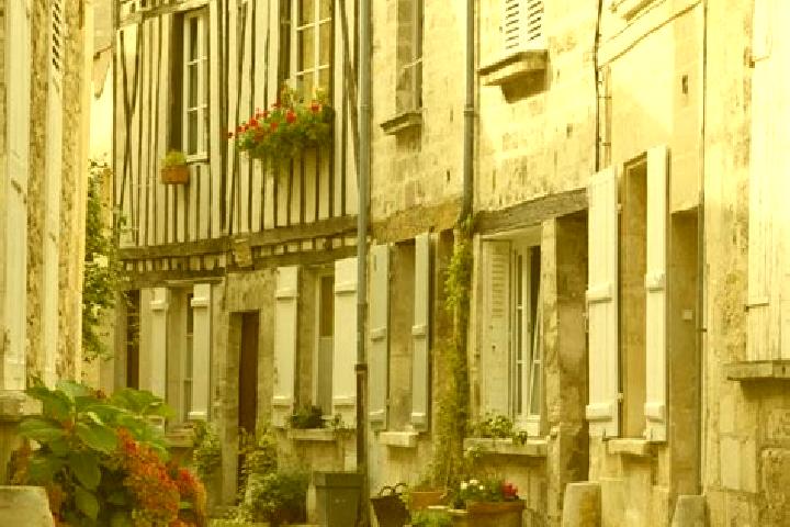 Hannah, 37 — Escort in Palluel, France