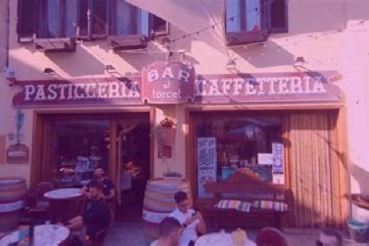 Hannah, 37 — Escort in Poirino, Italy