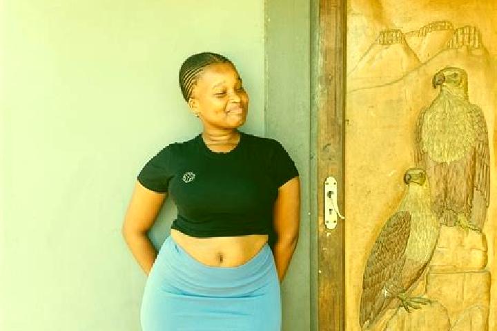 Hannah, 37 — Escort in Shakaskraal, South Africa