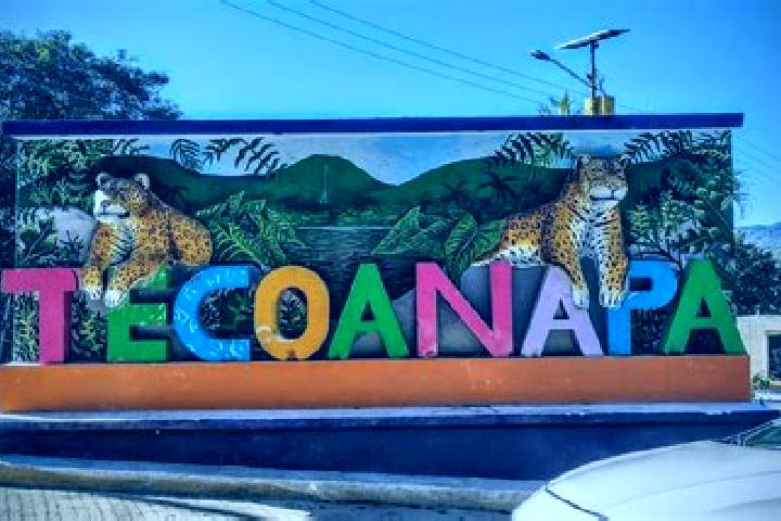 Hannah, 37 — Escort in Tecoanapa, Mexico