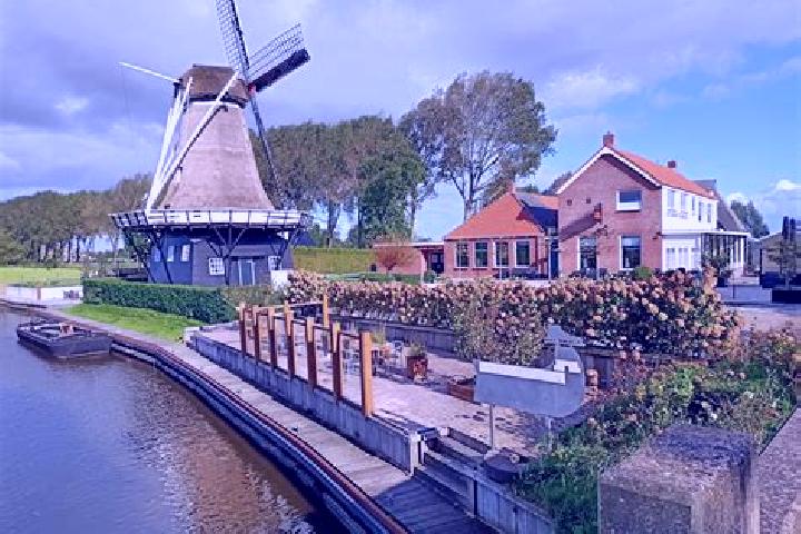 Hannah, 37 — Escort in Vrouwenparochie, Netherlands