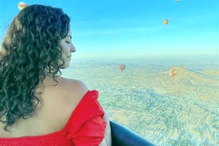 Hannah, 37 — Escort in Xochiojca, Mexico
