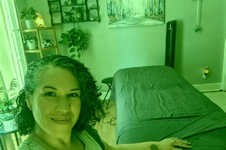 Hannah, 38, a auburn amber-eyed caribbean companion based in Pedali. Offering Massage, Dinner Date, Travel Companion. Available for incall and outcall, overn...