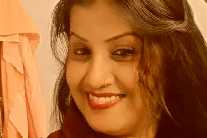 Hannah, 38 — Escort in Adra, India