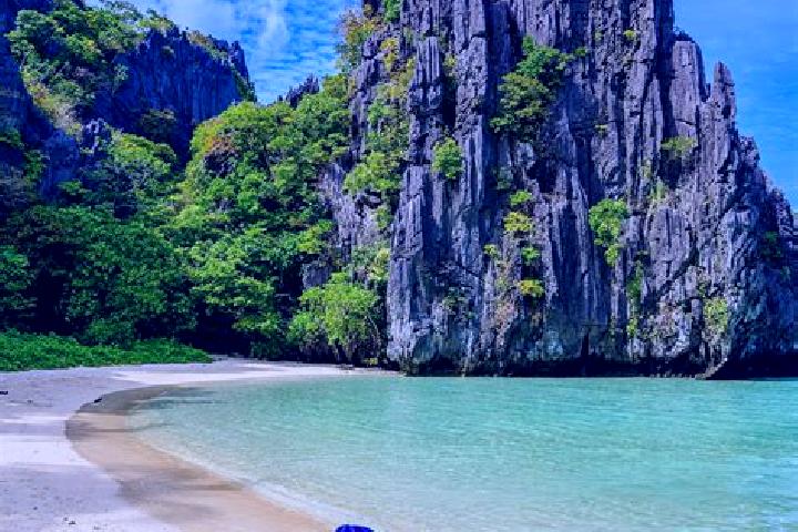 Hannah, 38 — Escort in Arminia, Philippines