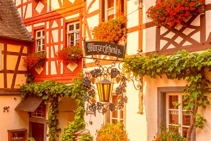Hannah, 38 — Escort in Dorsdorf, Germany