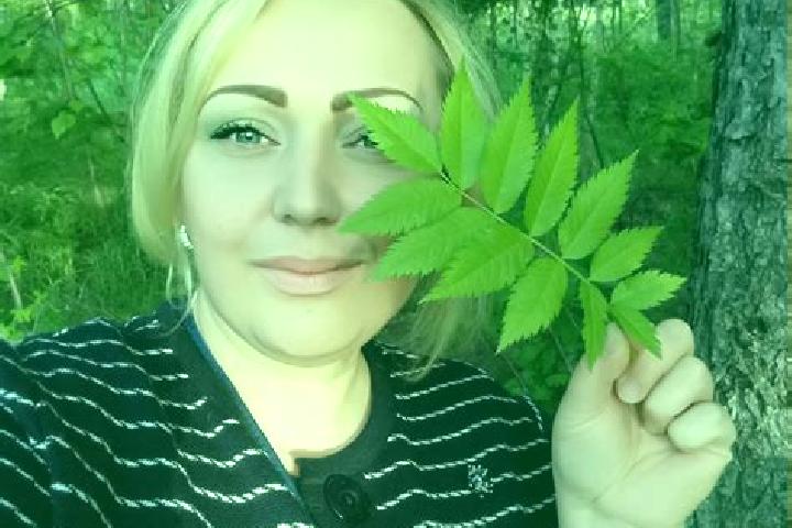 Hannah, 38 — Escort in Poronaysk, Russia