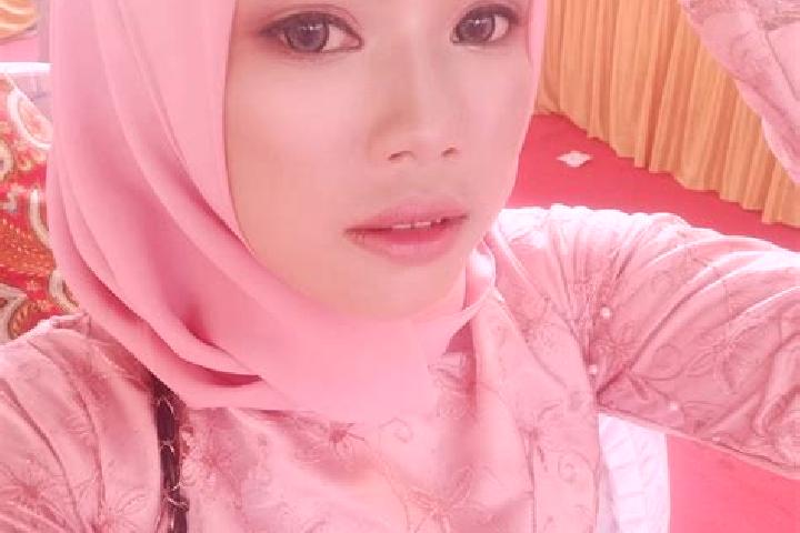 Hannah, 38 — Escort in Sedandang, Indonesia