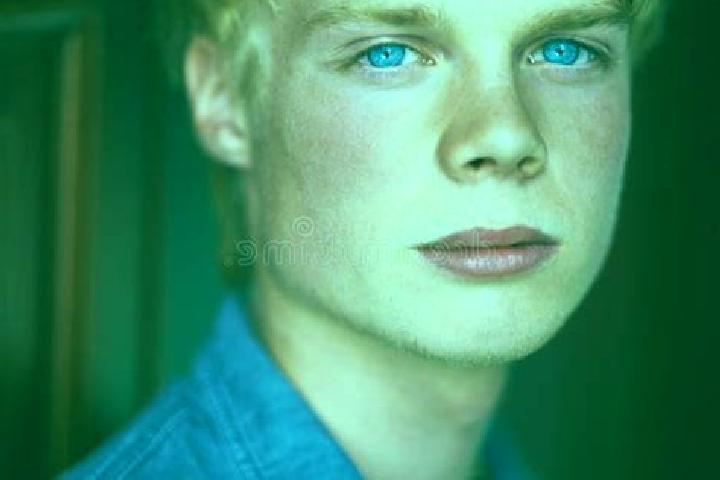 Hannah, 39, a blonde blue-eyed middle eastern companion based in Ottenschlag. Offering CIM, Deep French Kissing, Duos, Prostate Massage, Striptease. Availabl...
