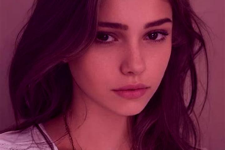 Hannah, 39, a chestnut dark-eyed slavic companion based in Tokomaru. Offering OWO, Tantra, 69, A-Level. Available for incall and outcall, day and evening dates.