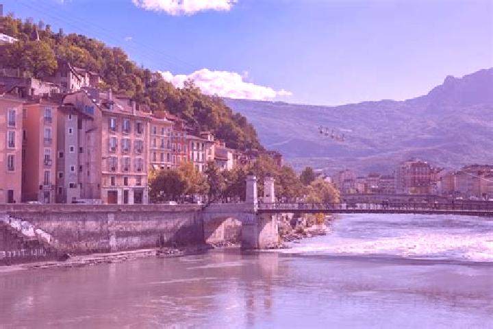Hannah, 39 — Escort in Grenoble, France