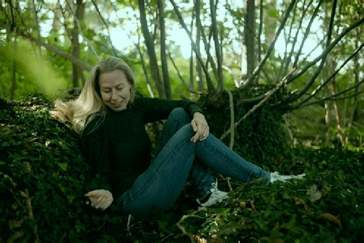 Hannah, 39 — Escort in Grootschermer, Netherlands