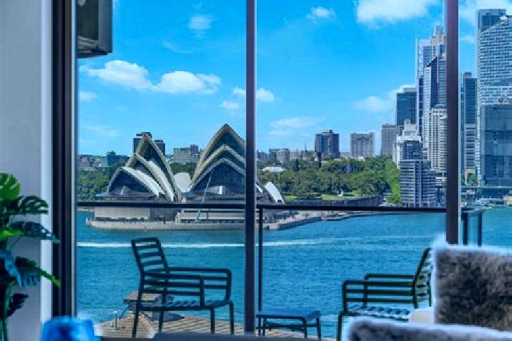 Hannah, 39 — Escort in North Sydney, Australia