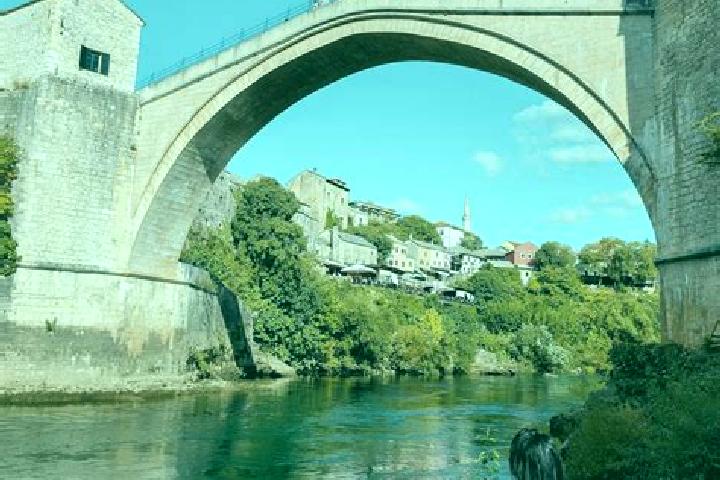 Hannah, 39 — Escort in Podnovlje, Bosnia and Herzegovina