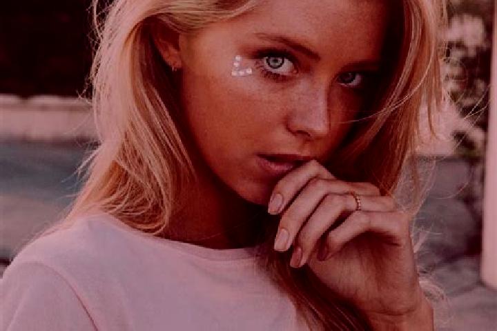Harper, 20, a blonde blue-eyed caribbean companion based in Pott Shrigley. Offering Party Girl, Couples, Overnight. Available for incall and outcall, overnig...