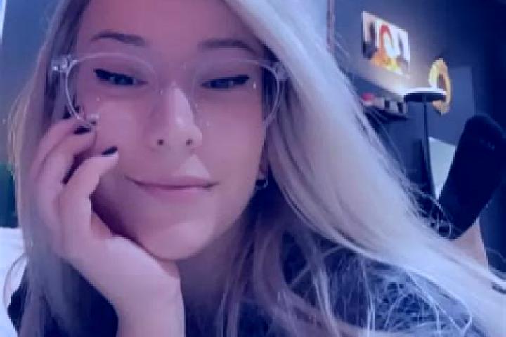 Harper, 20, a blonde grey-eyed asian companion based in Wimblington. Offering OWO, Overnight, Dinner Date. Available for incall and outcall, day and evening ...
