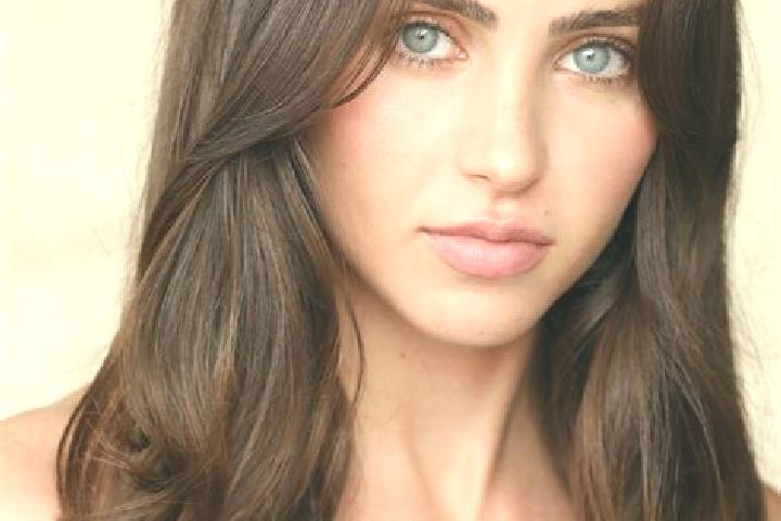 Harper, 20, a brunette dark-eyed caucasian companion based in Louverne. Offering Overnight, BDSM, Fetish. Available for incall and outcall, day and evening d...