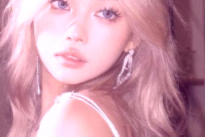 Harper, 20, a platinum blonde blue-eyed asian companion based in Villardiegua de la Ribera. Offering Tantra, Dinner Date, Duos. Available for incall and outc...