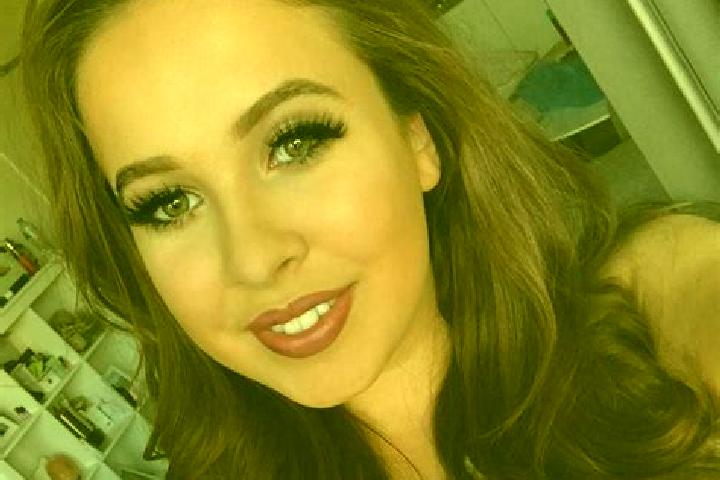 Harper, 20, a red brown-eyed middle eastern companion based in Messein. Offering Travel Companion, Party Girl, A-Level, Erotic Massage. Available for incall ...