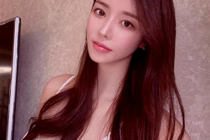 Harper, 20 — Escort in Kasuga, Japan