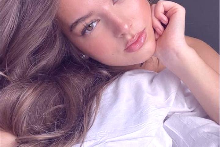 Harper, 21, a chestnut hazel-eyed caribbean companion based in Sukagawa. Offering Overnight, Erotic Massage, Massage. Available for incall and outcall, day a...