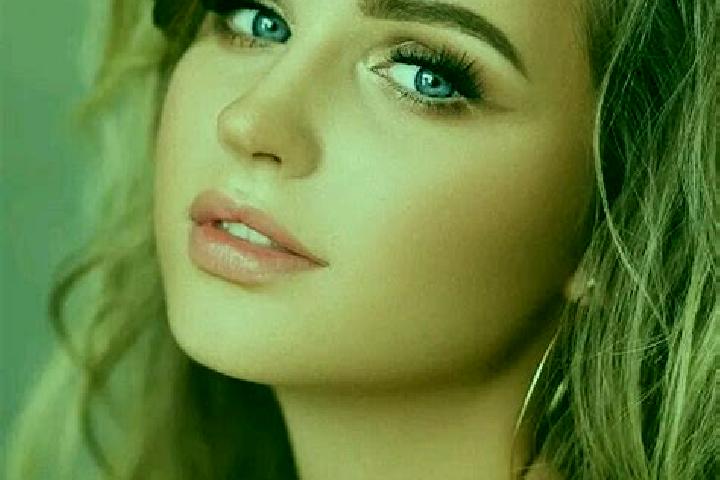 Harper, 21, a dark blonde blue-eyed ebony companion based in Baimajing. Offering Girlfriend Experience, Striptease, Tantra, Couples. Available for incall and...