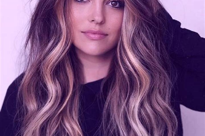 Harper, 21, a dark blonde brown-eyed caucasian companion based in Lawa-Carrefour. Offering Couples, Erotic Massage, Prostate Massage, Overnight. Available fo...