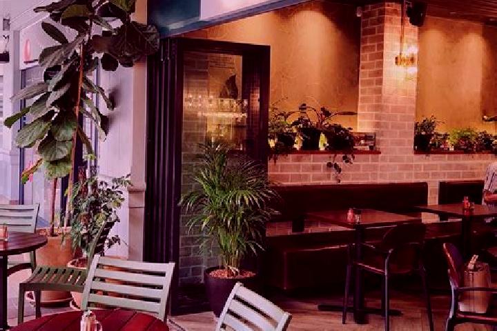 Harper, 21 — Escort in West Coast Village, Singapore