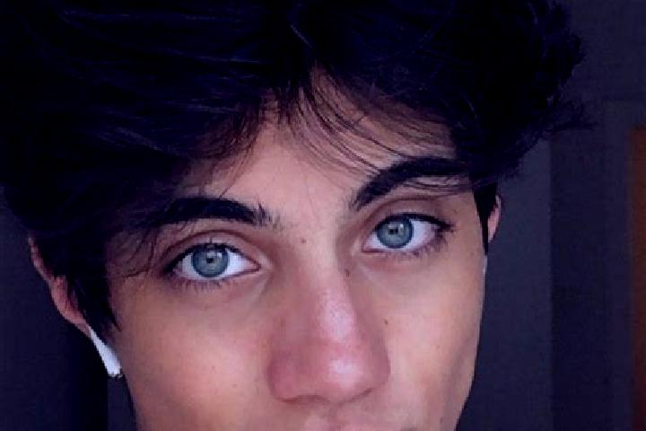 Harper, 22, a chestnut grey-eyed caucasian companion based in Dragosloveni. Offering Fetish, Domination, Roleplay, A-Level, Erotic Massage. Available for inc...