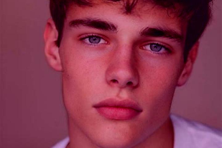 Harper, 22, a red brown-eyed caucasian companion based in Kirk Ella. Offering Domination, Massage, Couples. Available for incall and outcall, overnight booki...