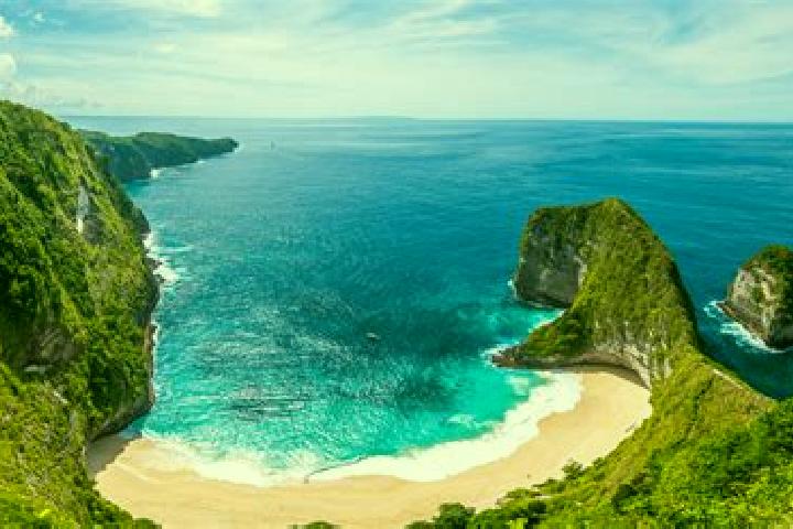 Harper, 22 — Escort in Gununglarang, Indonesia