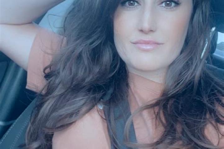 Harper, 22 — Escort in Kingsley, United Kingdom