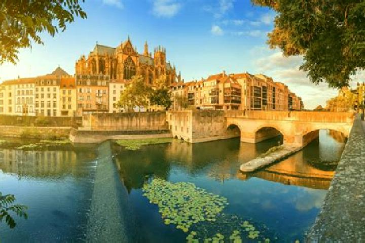 Harper, 22 — Escort in Pont-de-Metz, France