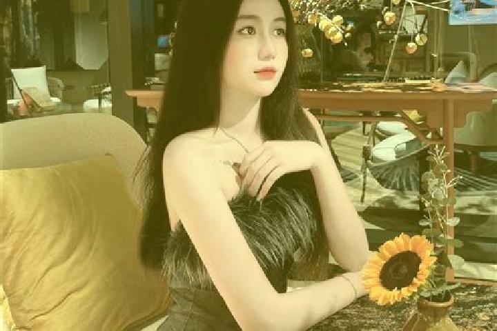 Harper, 22 — Escort in Qiuxi, China