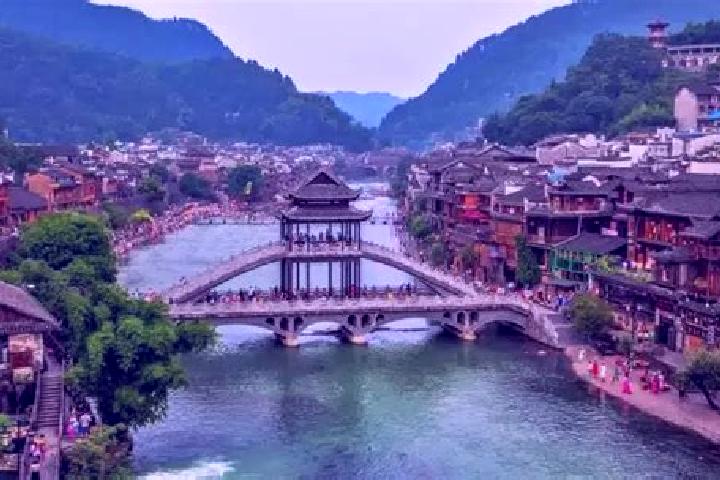 Harper, 22 — Escort in Xiongzhang, China