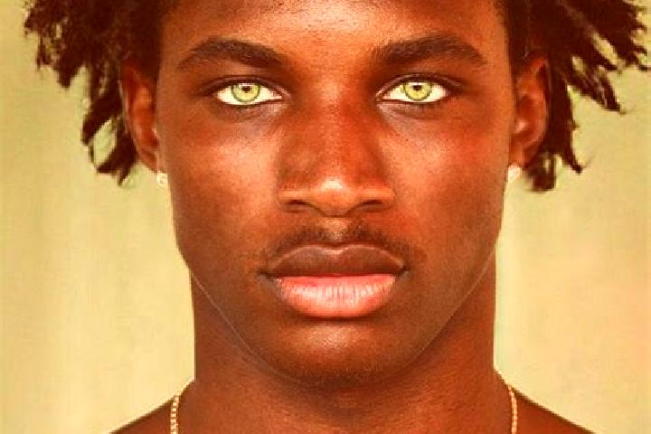 Harper, 23, a black green-eyed ebony companion based in Shahrak-e Emam. Offering Tantra, A-Level, CIM. Available for incall and outcall, day and evening dates.