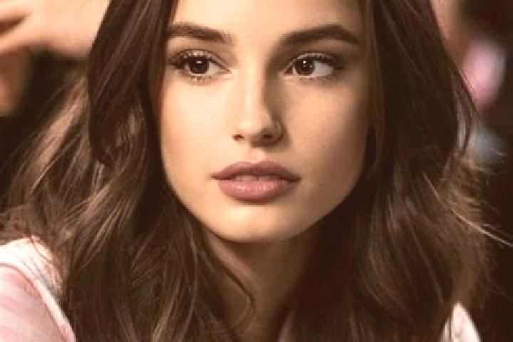 Harper, 23, a brunette brown-eyed slavic companion based in Godefroy. Offering Girlfriend Experience, Dinner Date, Striptease, Travel Companion. Available fo...