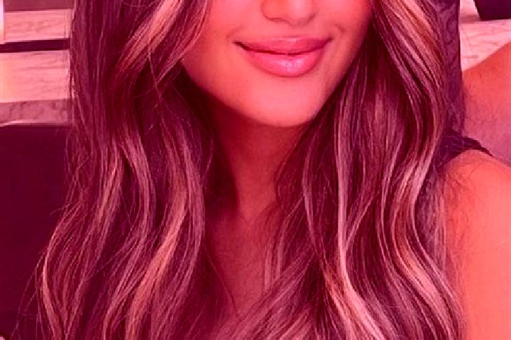 Harper, 23, a dark blonde brown-eyed asian companion based in Heeze. Offering Erotic Massage, Roleplay, A-Level. Available for incall and outcall, day and ev...