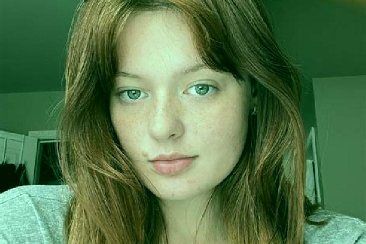 Harper, 23, a red brown-eyed indian companion based in Madrasa. Offering Couples, OWO, A-Level. Available for incall and outcall, day and evening dates.