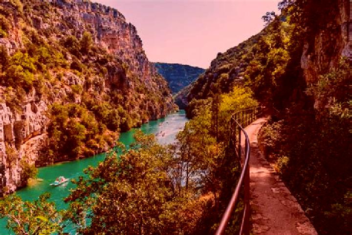 Harper, 23 — Escort in Castellane, France