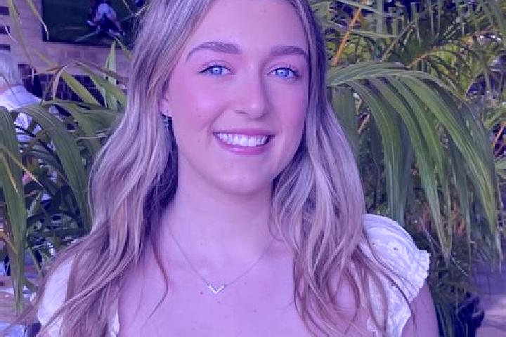 Harper, 23 — Escort in Holt, Australia