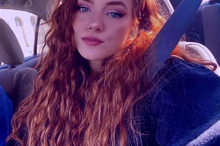 Harper, 24, a auburn amber-eyed caucasian companion based in Soloy. Offering Massage, Striptease, Overnight, Duos, Prostate Massage. Available for incall and...