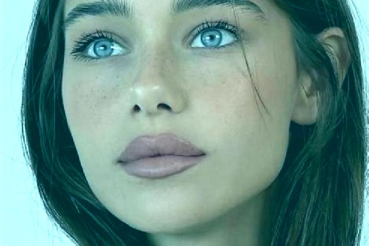 Harper, 24, a auburn brown-eyed caribbean companion based in Kaskinen. Offering CIM, Travel Companion, OWO. Available for incall and outcall, overnight booki...