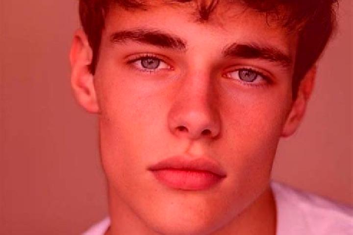 Harper, 24, a black brown-eyed caucasian companion based in Cunen. Offering Prostate Massage, Girlfriend Experience, 69, Fetish, Deep French Kissing. Availab...