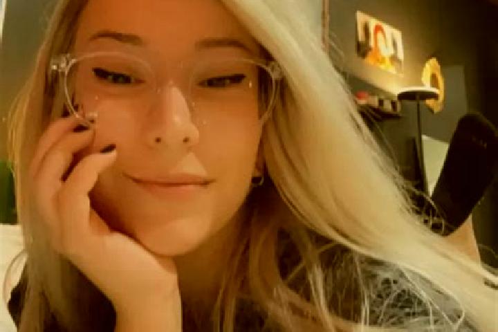 Harper, 24, a blonde dark-eyed mixed companion based in Gaurama. Offering Girlfriend Experience, Dinner Date, Deep French Kissing. Available for incall and o...